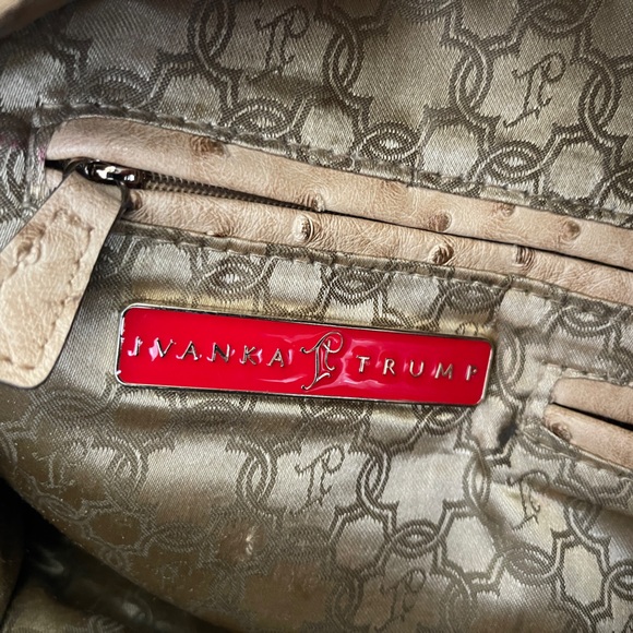 Ivanka Trump Satchel Bag EUC - Picture 6 of 11